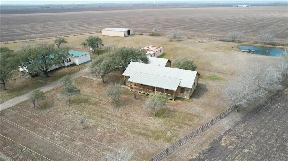 11701 Hwy 359 Mathis, TX 78368