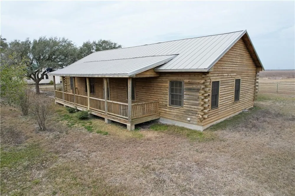 11701 Hwy 359 Mathis, TX 78368