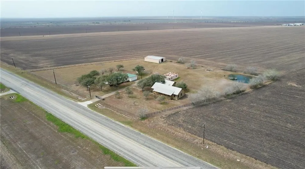 11701 Hwy 359 Mathis, TX 78368