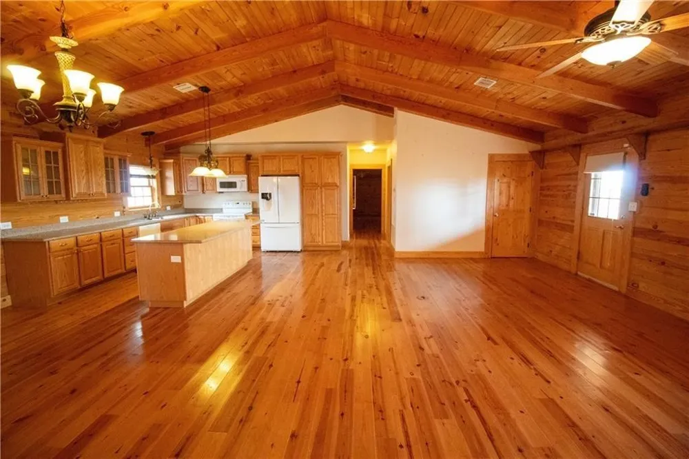 11701 Hwy 359 Mathis, TX 78368