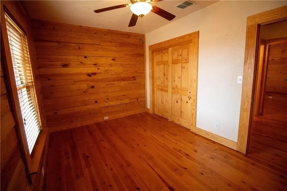11701 Hwy 359 Mathis, TX 78368