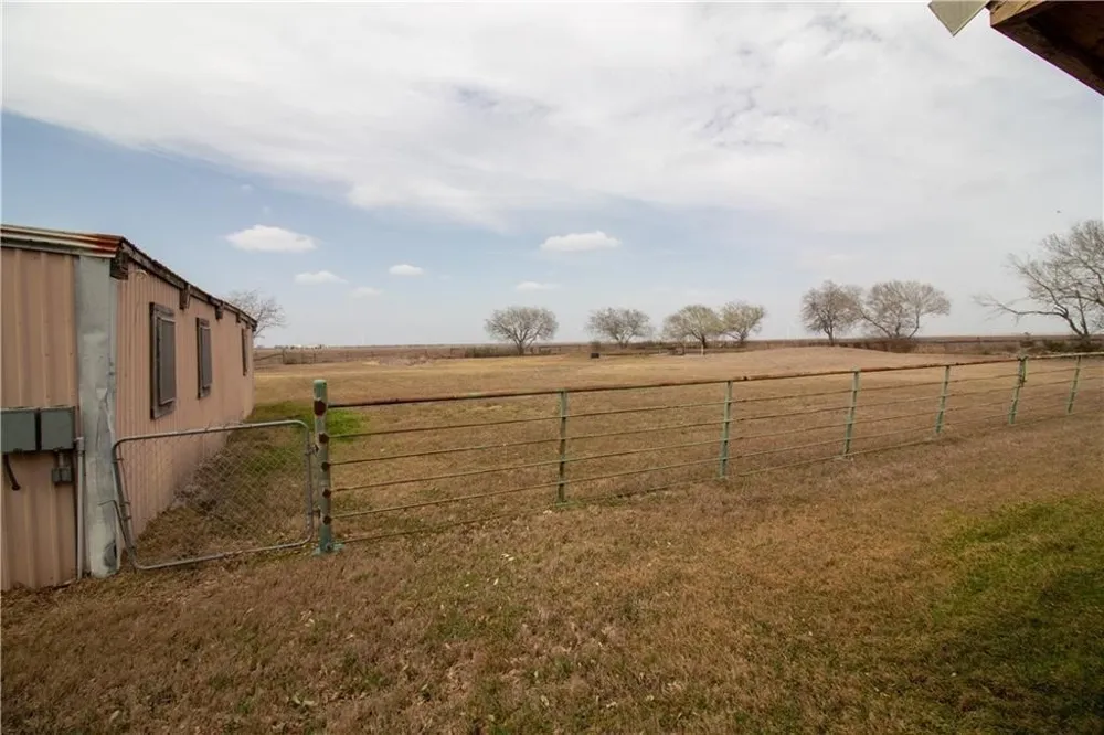 11701 Hwy 359 Mathis, TX 78368