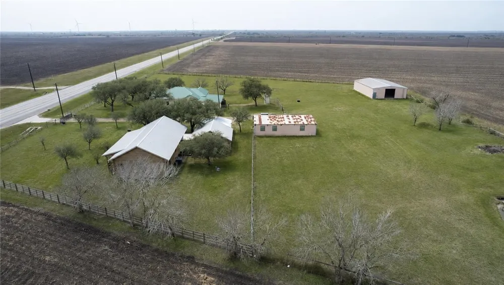 11701 Hwy 359 Mathis, TX 78368