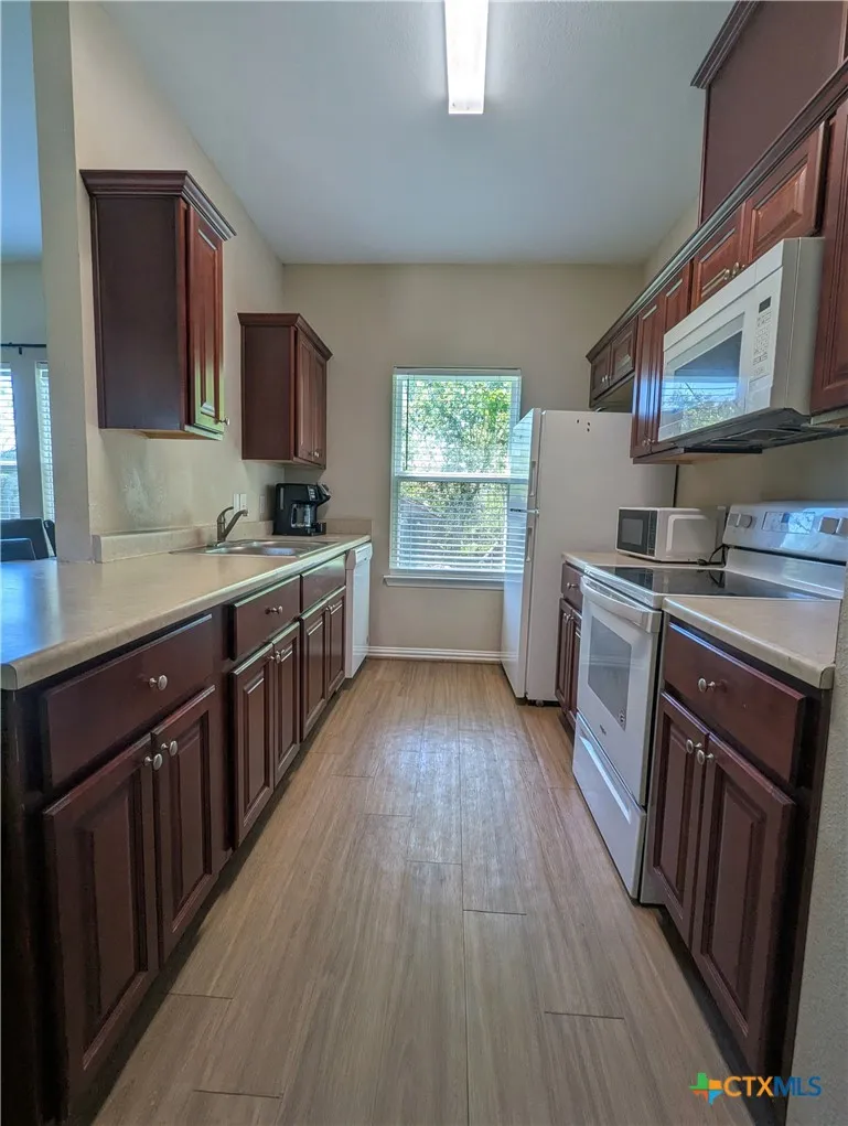 240 S Rail Street Bloomington, TX 77951
