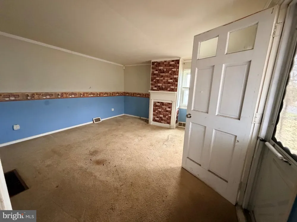 64 MAPLE AVENUE Cedarville, NJ 08311