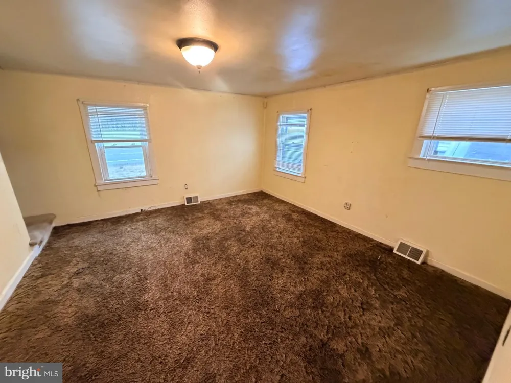 64 MAPLE AVENUE Cedarville, NJ 08311
