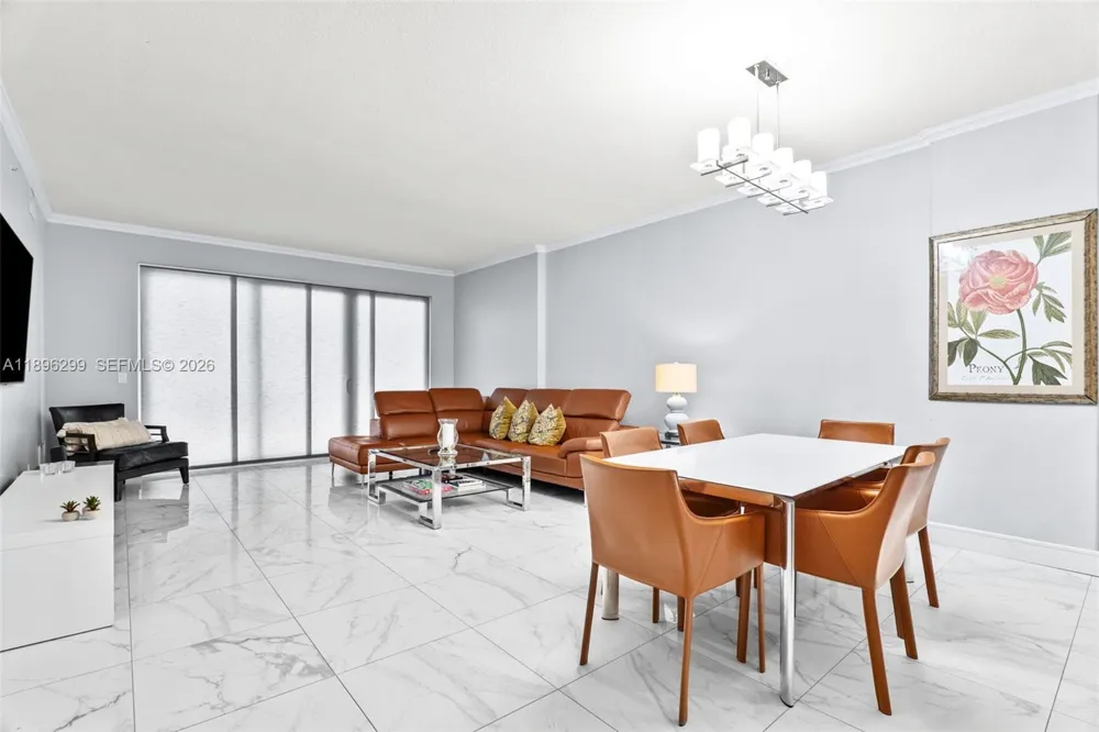 601 Miramar #107 Indialantic, FL 32903