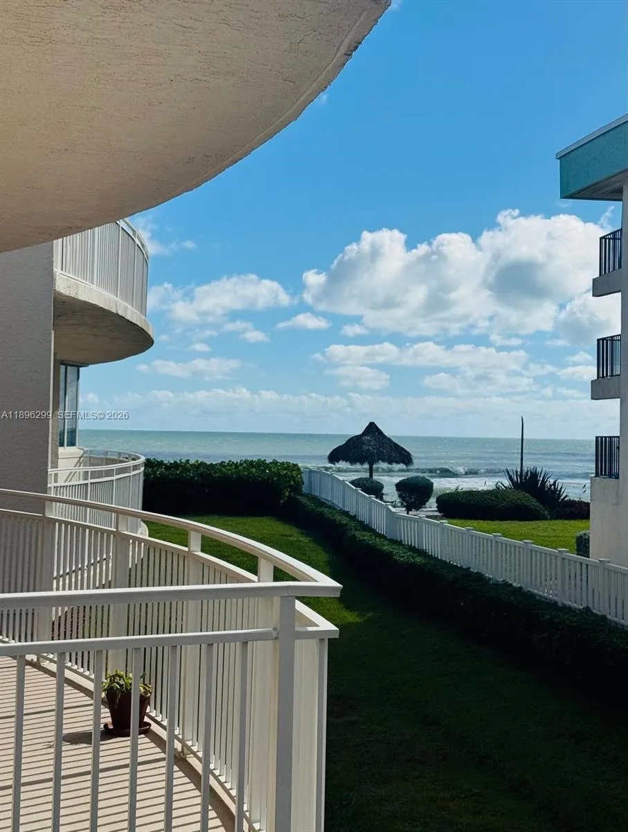 601 Miramar #107 Indialantic, FL 32903