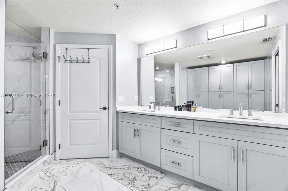 601 Miramar #107 Indialantic, FL 32903