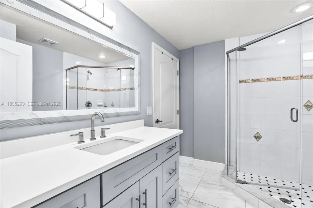 601 Miramar #107 Indialantic, FL 32903