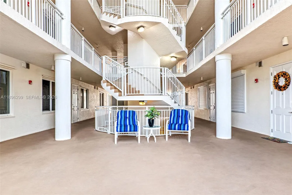 601 Miramar #107 Indialantic, FL 32903