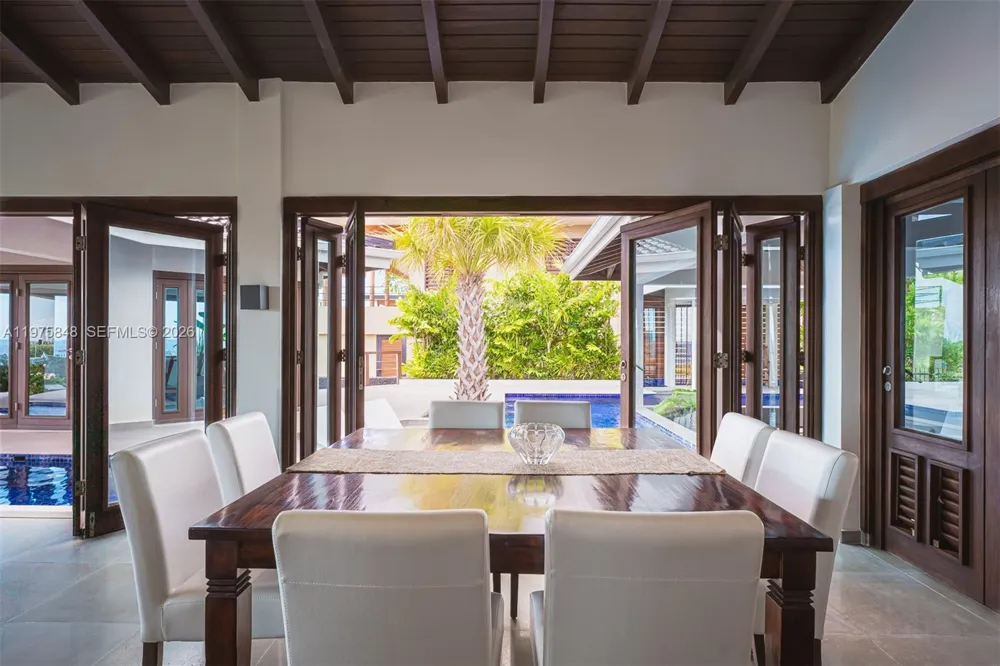 17 Vista Royal 