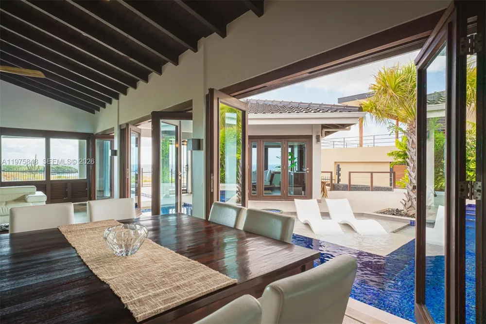 17 Vista Royal 