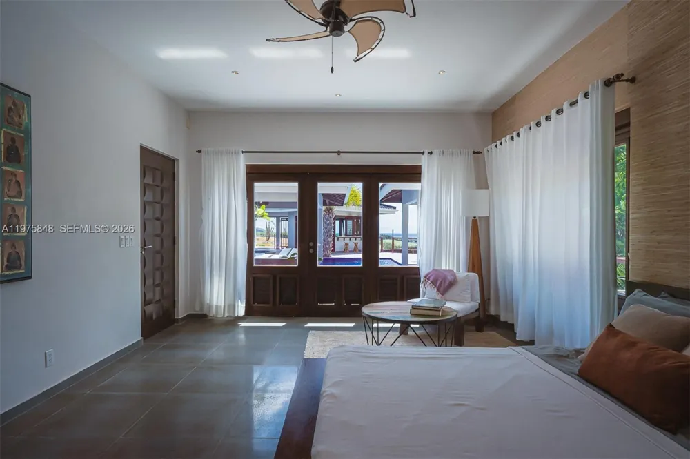 17 Vista Royal 