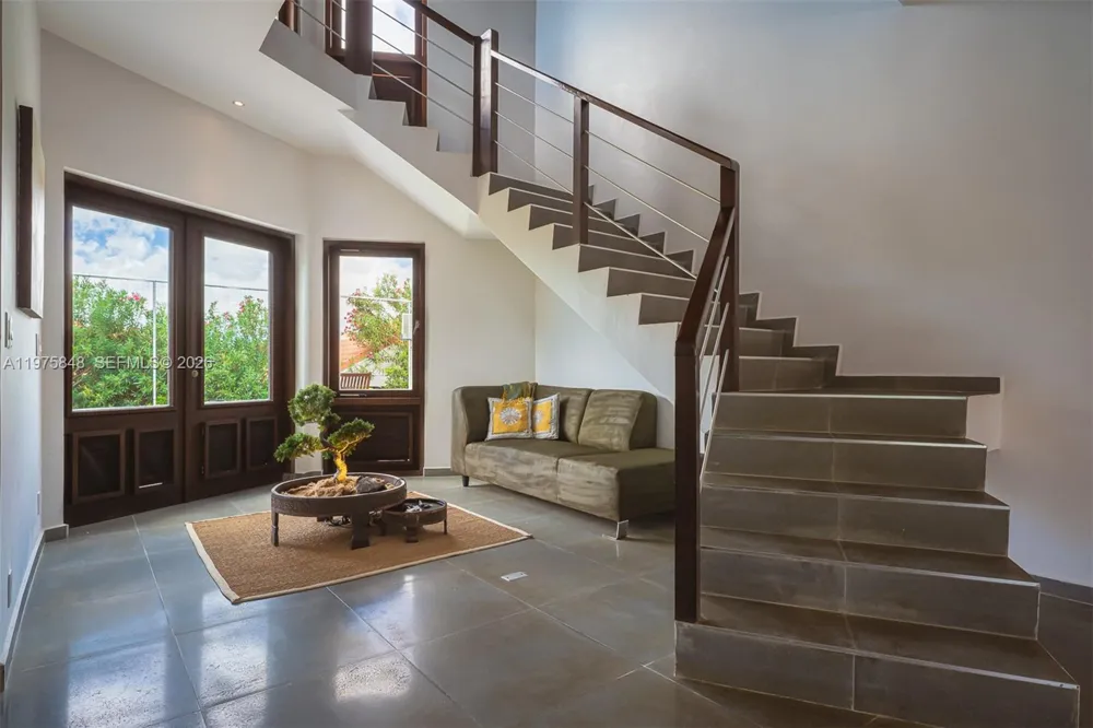 17 Vista Royal 