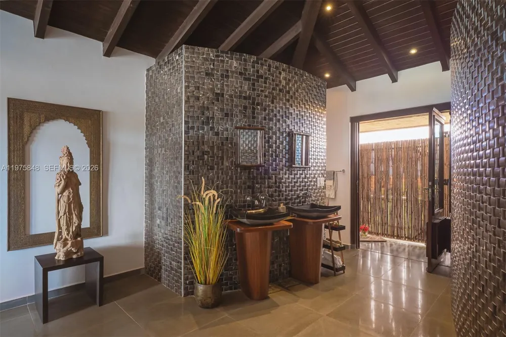17 Vista Royal 