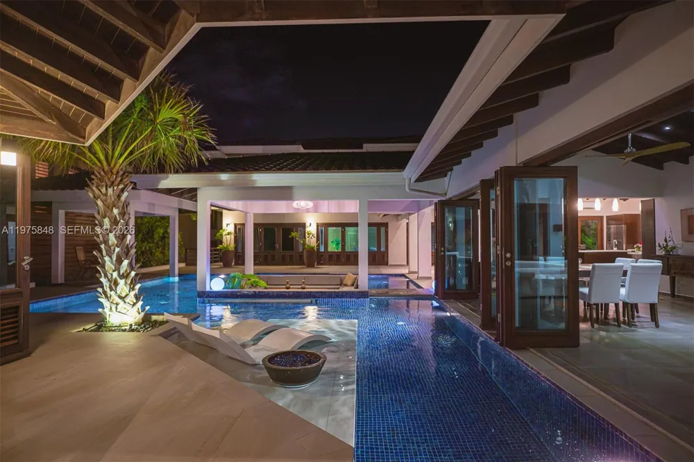17 Vista Royal 