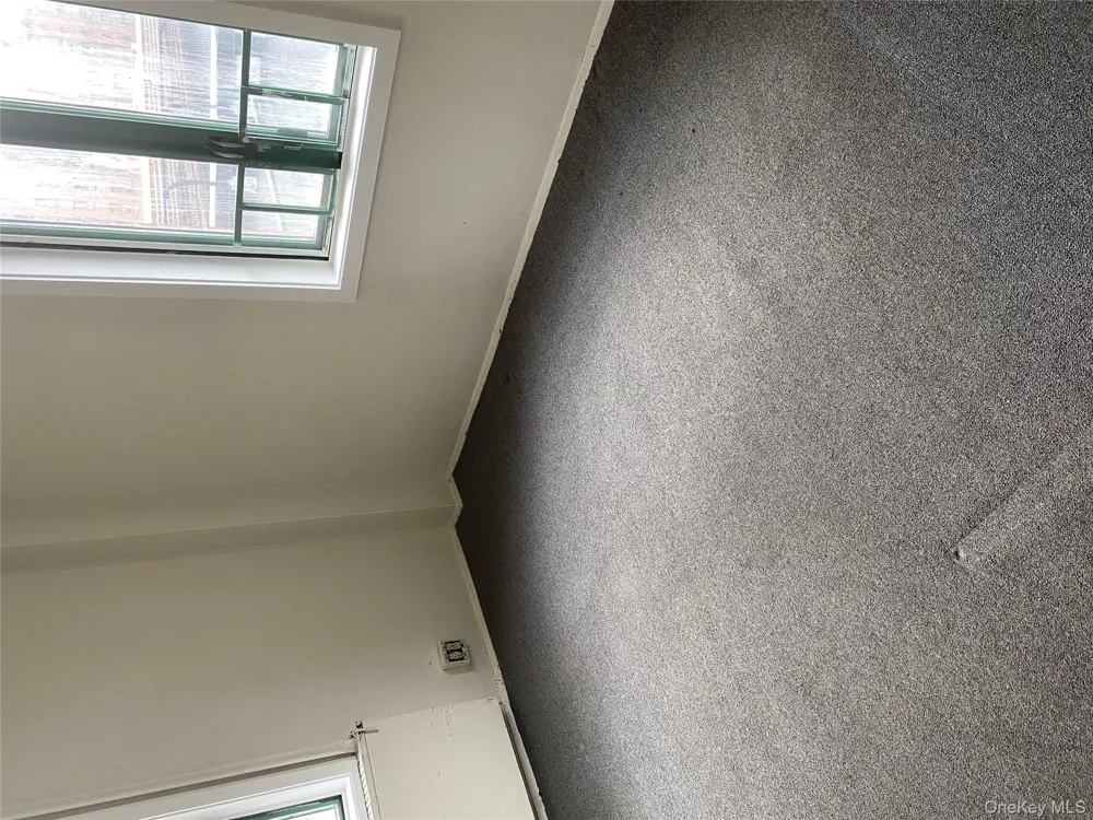 1469 West Avenue #1F Bronx, NY 10462