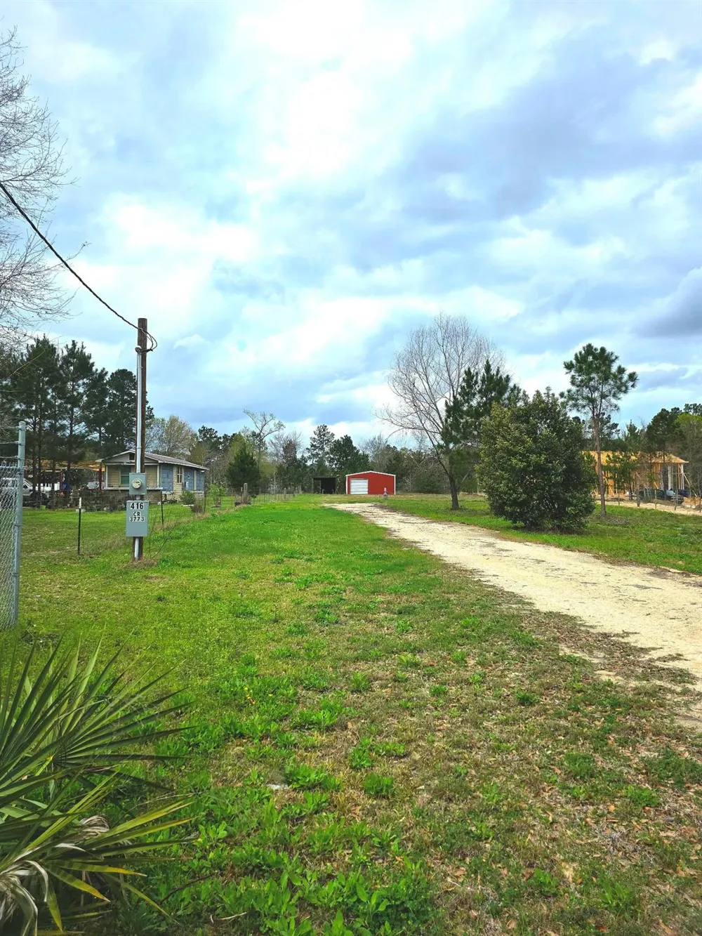 416 County Road 3773 Cleveland, TX 77327