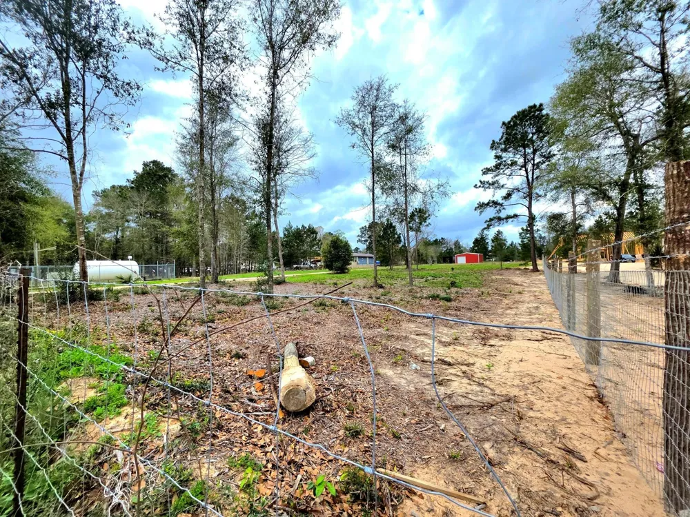 416 County Road 3773 Cleveland, TX 77327