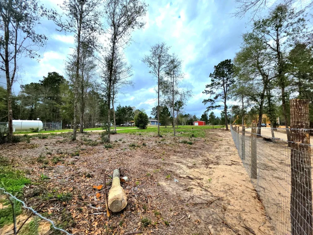 416 County Road 3773 Cleveland, TX 77327