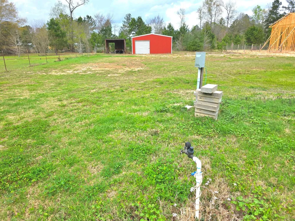 416 County Road 3773 Cleveland, TX 77327