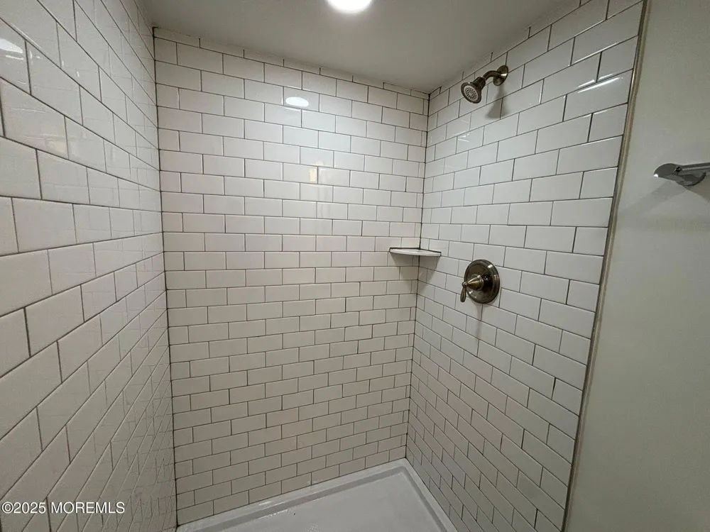 438 Lawrence Street Burlington City, NJ 08016