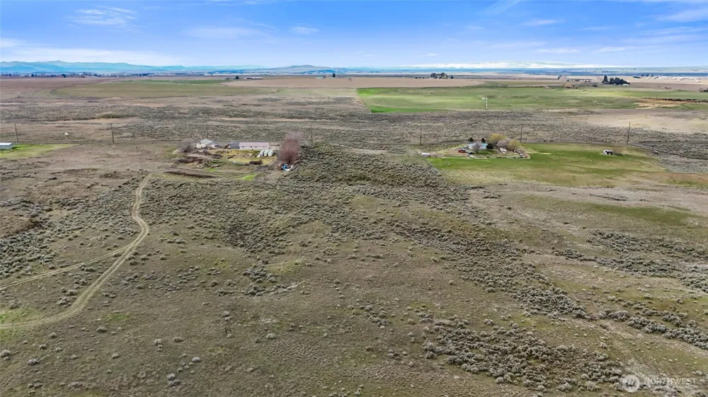 9051 SE Rd S Warden, WA 98857