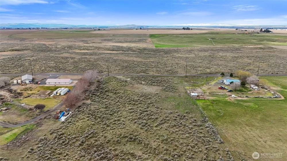 9051 SE Rd S Warden, WA 98857