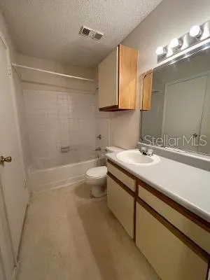 8653 MALLARD RESERVE DRIVE #201 Tampa, FL 33614
