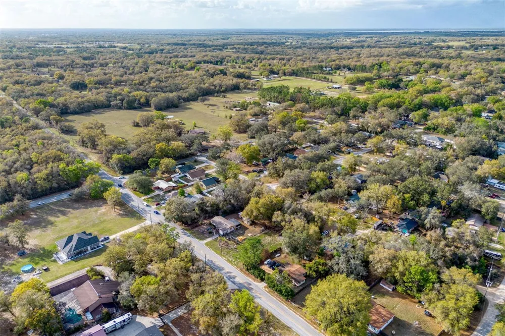 LAKE GRIFFIN ROAD Lady Lake, FL 32159