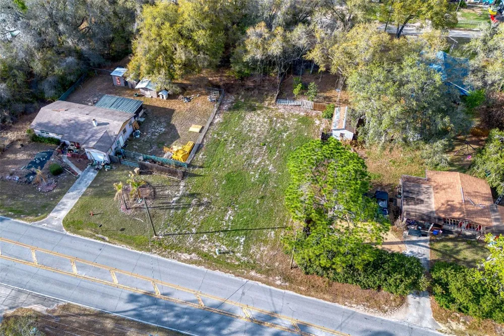 LAKE GRIFFIN ROAD Lady Lake, FL 32159