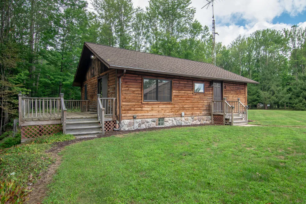 1442 W Tyler Road Hart, MI 49420