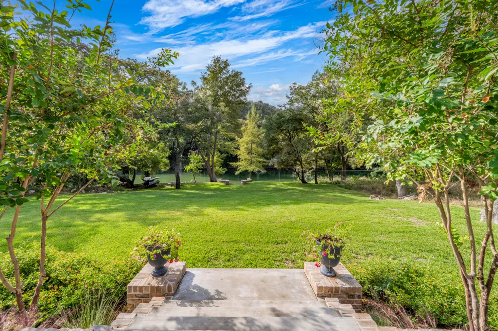 1755 Riada Drive New Braunfels, TX 78132
