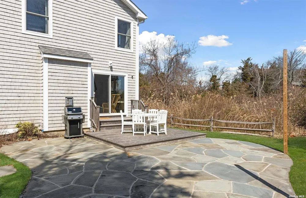 355 Midway Road Southold, NY 11971