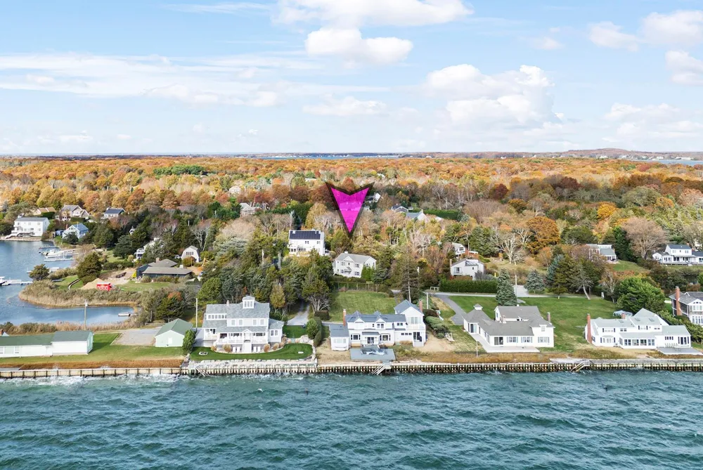 355 Midway Road Southold, NY 11971