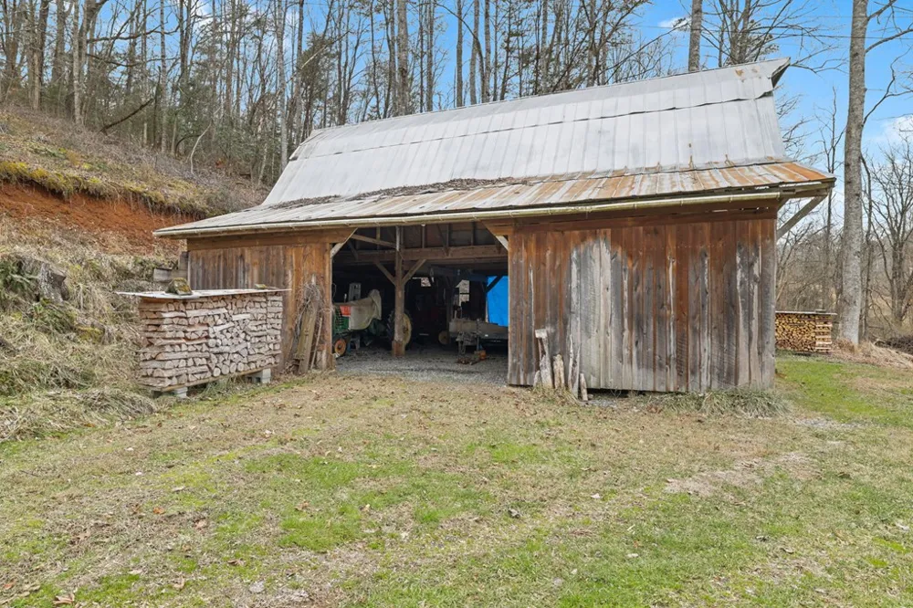 Ela Lane Bryson City, NC 28713