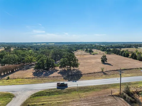 Fm 696, Tract 1