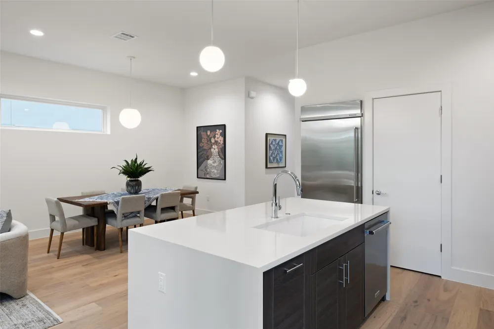 900 S 2nd Street #20 Austin, TX 78704