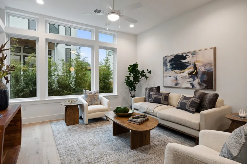 900 S 2nd Street #20 Austin, TX 78704