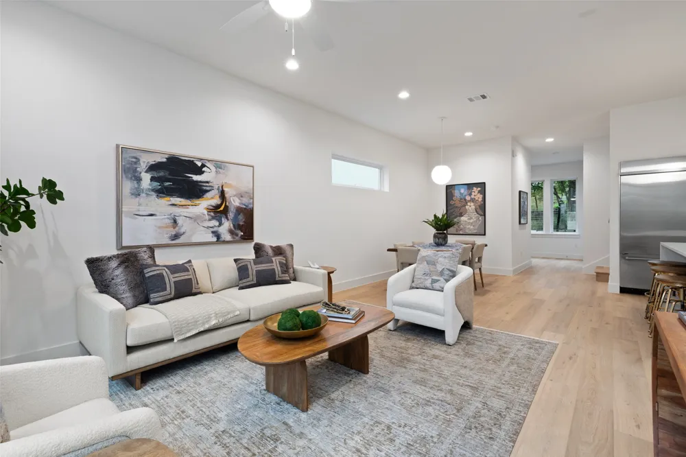 900 S 2nd Street #20 Austin, TX 78704