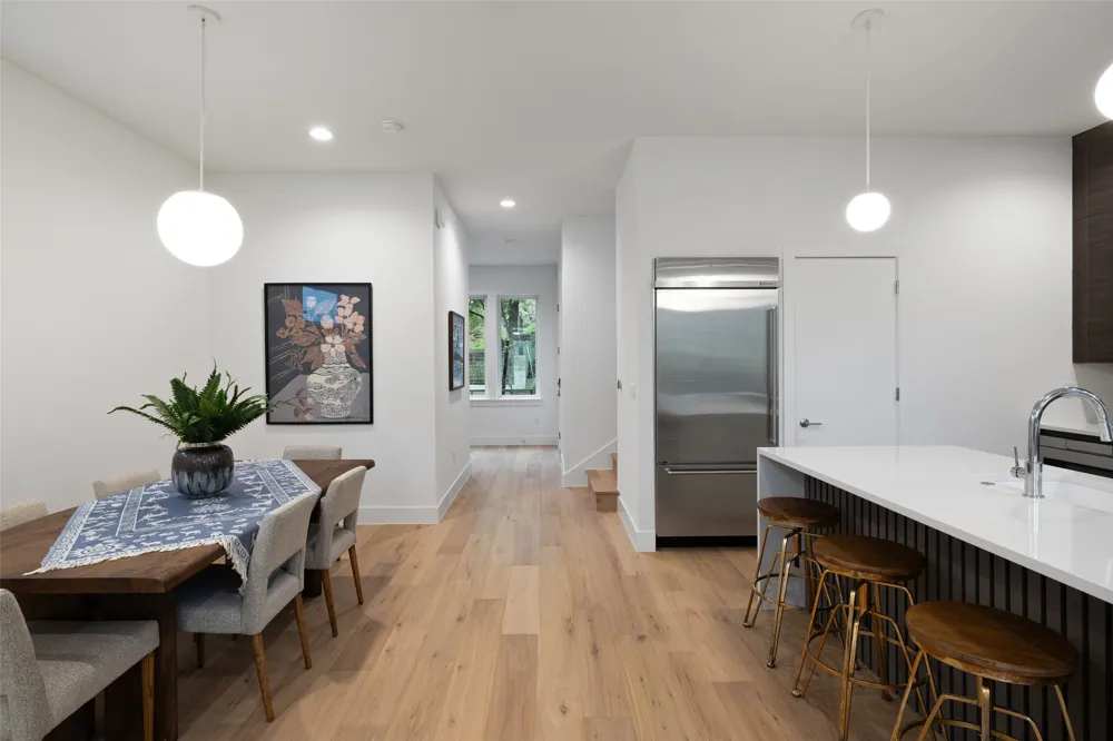 900 S 2nd Street #20 Austin, TX 78704