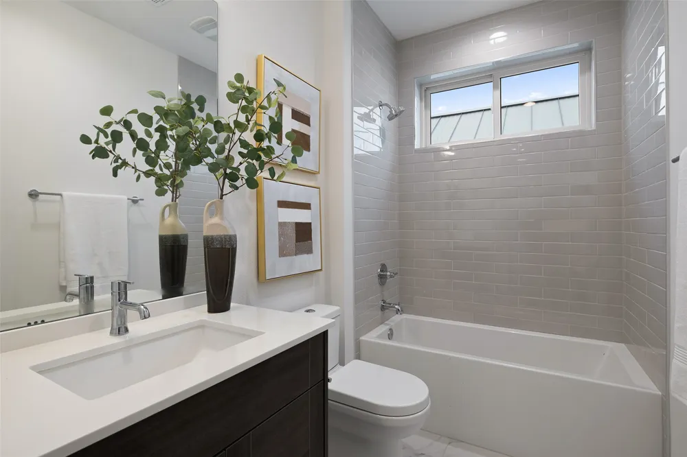 900 S 2nd Street #20 Austin, TX 78704