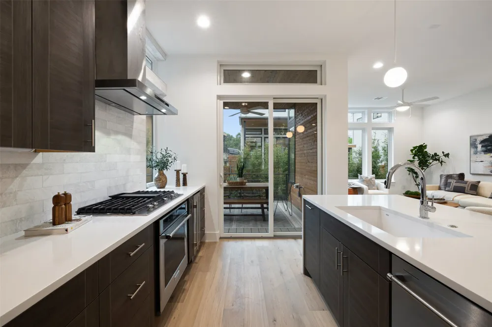 900 S 2nd Street #20 Austin, TX 78704
