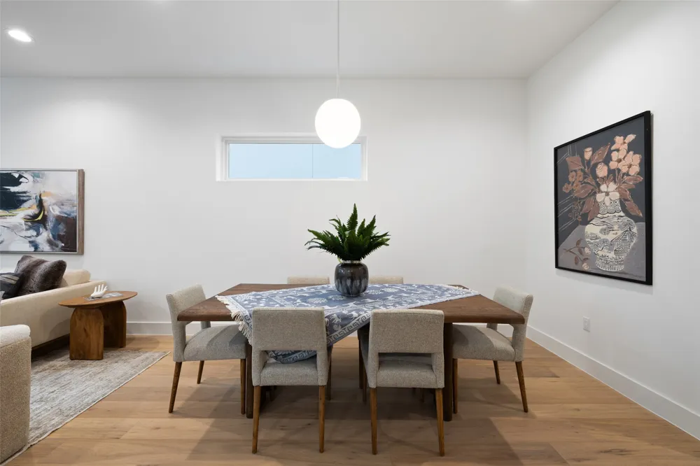 900 S 2nd Street #20 Austin, TX 78704