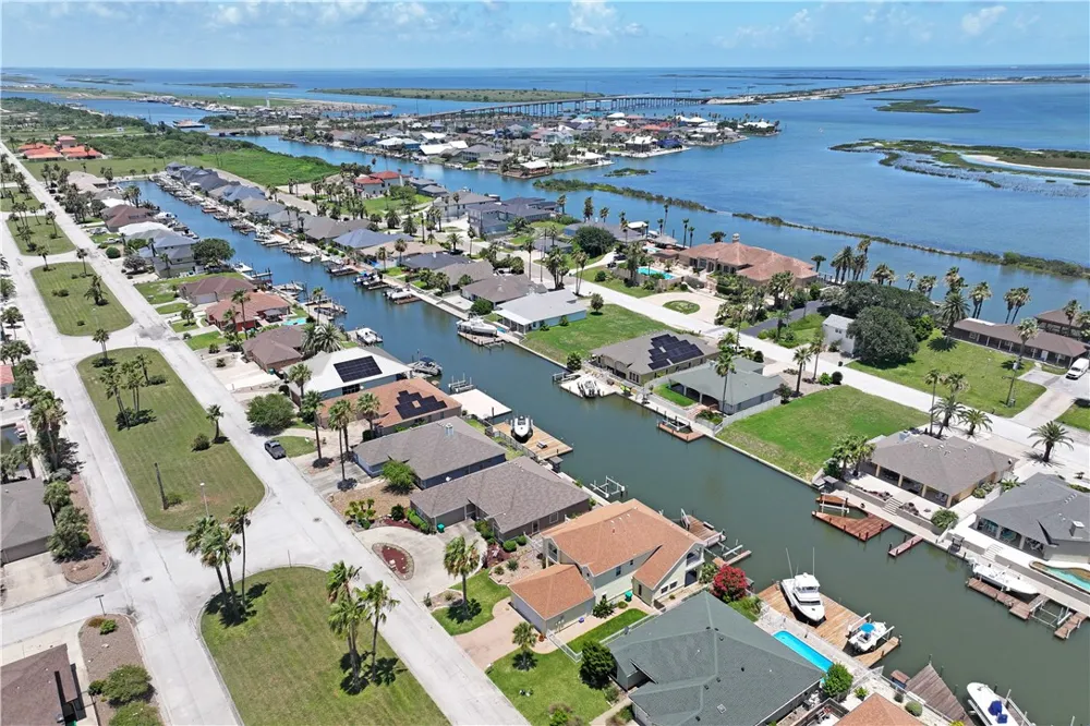 973 Pompano Drive Aransas Pass, TX 78336