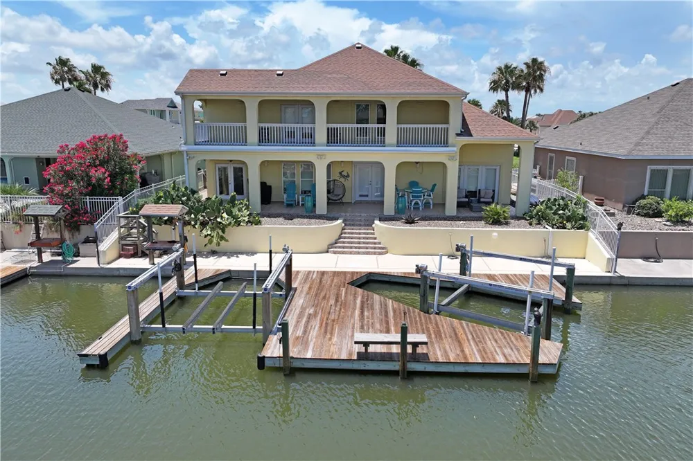 973 Pompano Drive Aransas Pass, TX 78336