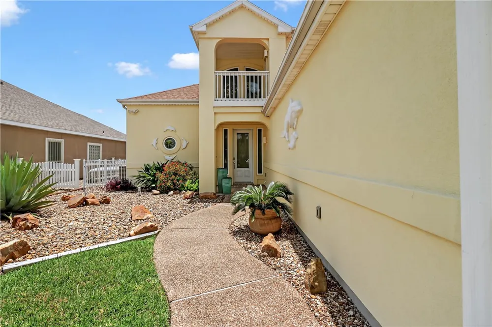 973 Pompano Drive Aransas Pass, TX 78336
