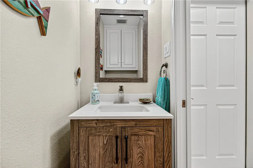 973 Pompano Drive Aransas Pass, TX 78336