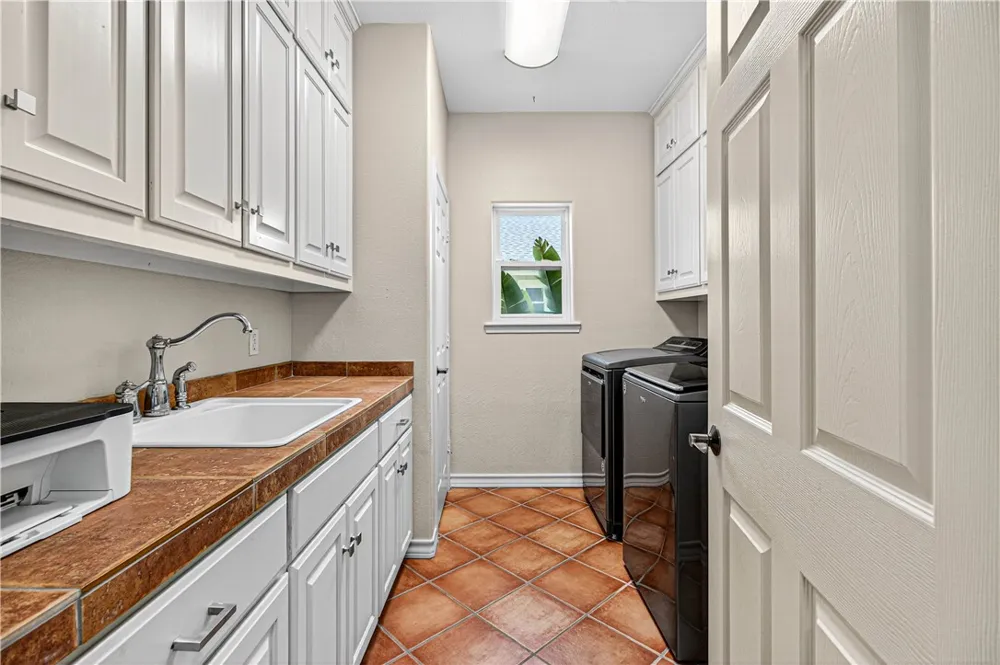 973 Pompano Drive Aransas Pass, TX 78336